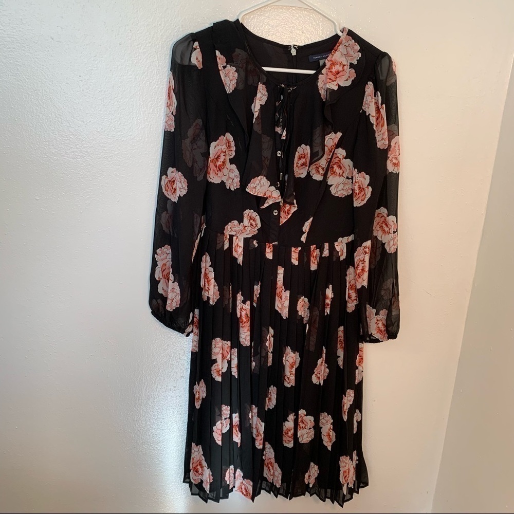 Tommy Hilfiger Women's Size 2 Floral Chiffon Dress Black Pink Floral Long Sleeve - Picture 5 of 13